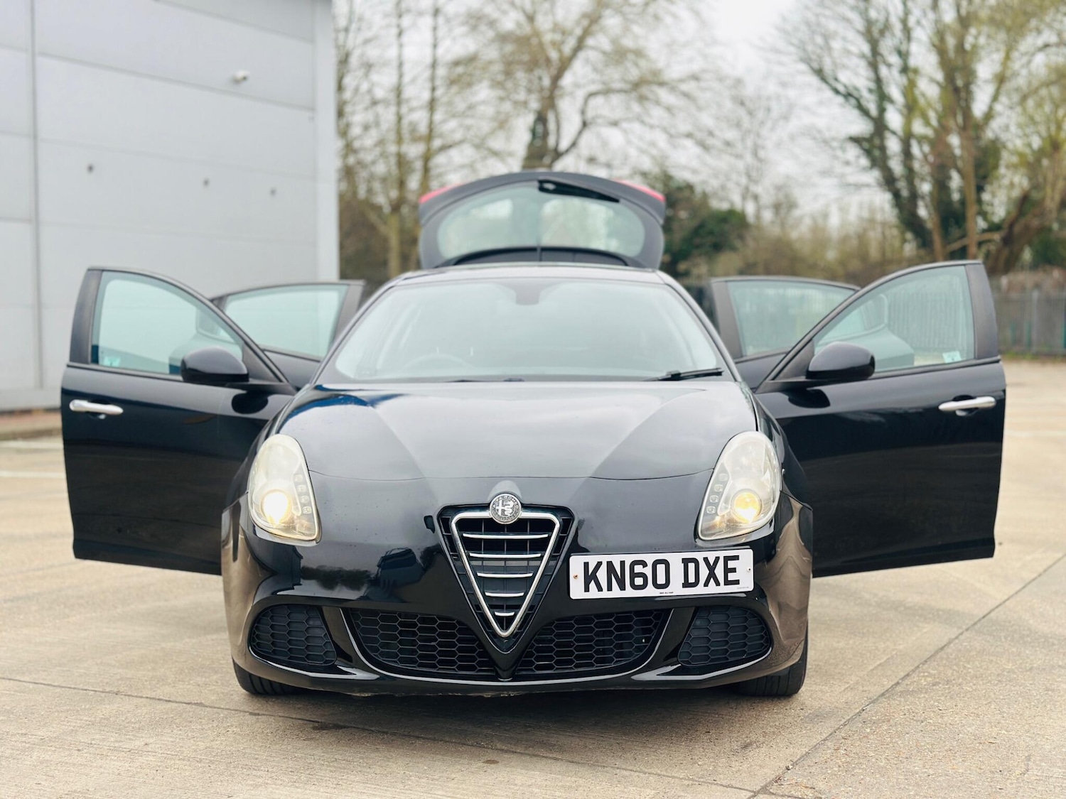 Used Alfa Romeo Giulietta 2010 for sale - 77510836: Photo 44