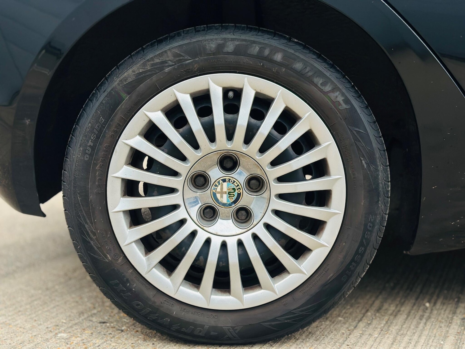 Used Alfa Romeo Giulietta 2010 for sale - 77510836: Photo 57