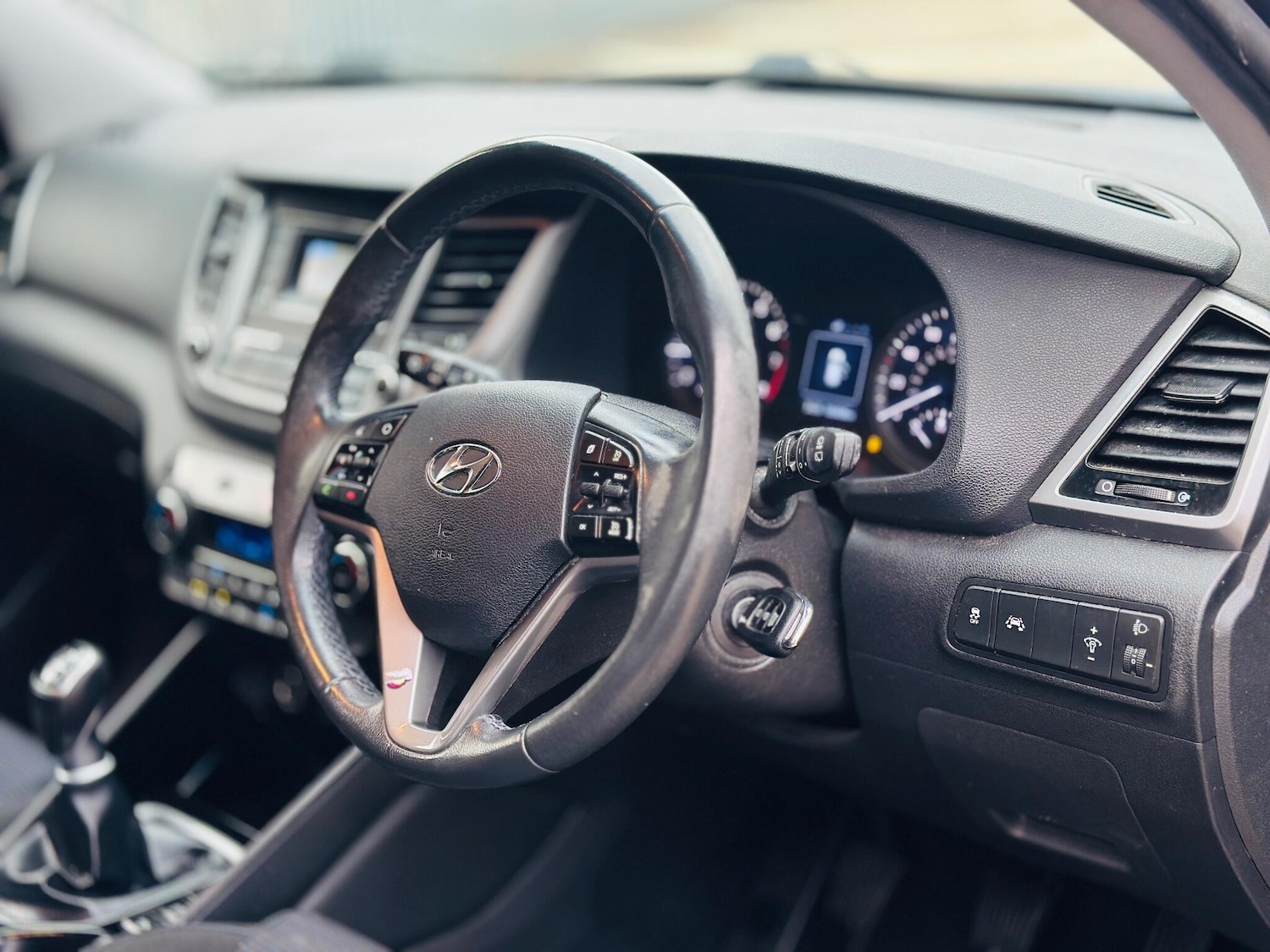 Used Hyundai TUCSON 2017 for sale - 76633550: Photo 21