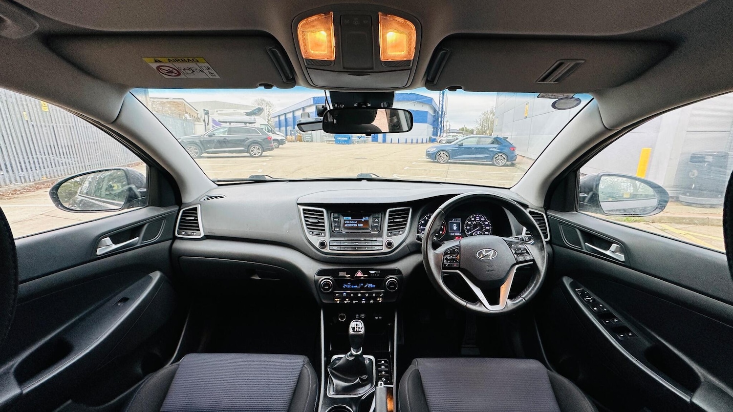 Used Hyundai TUCSON 2017 for sale - 76633550: Photo 50