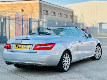 Used Mercedes-Benz E Class 2010 for sale - 79158520: Photo