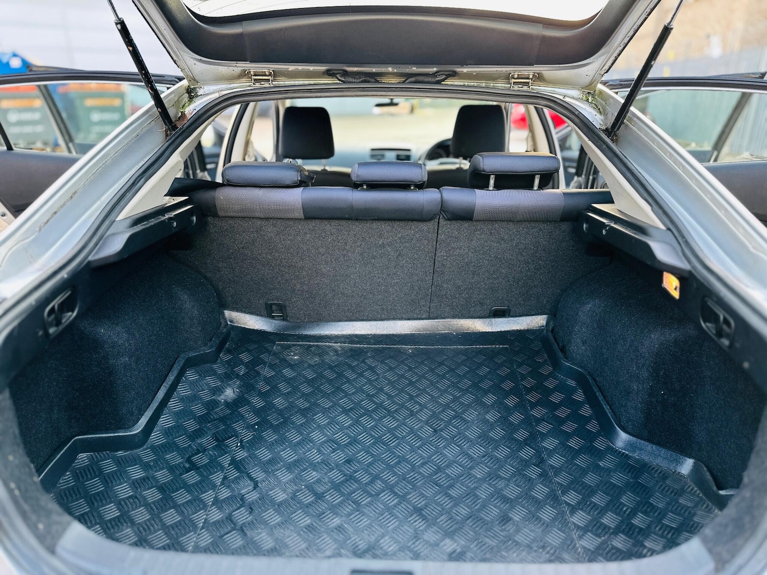 Used Mazda Mazda6 2010 for sale - 76942496: Photo 47