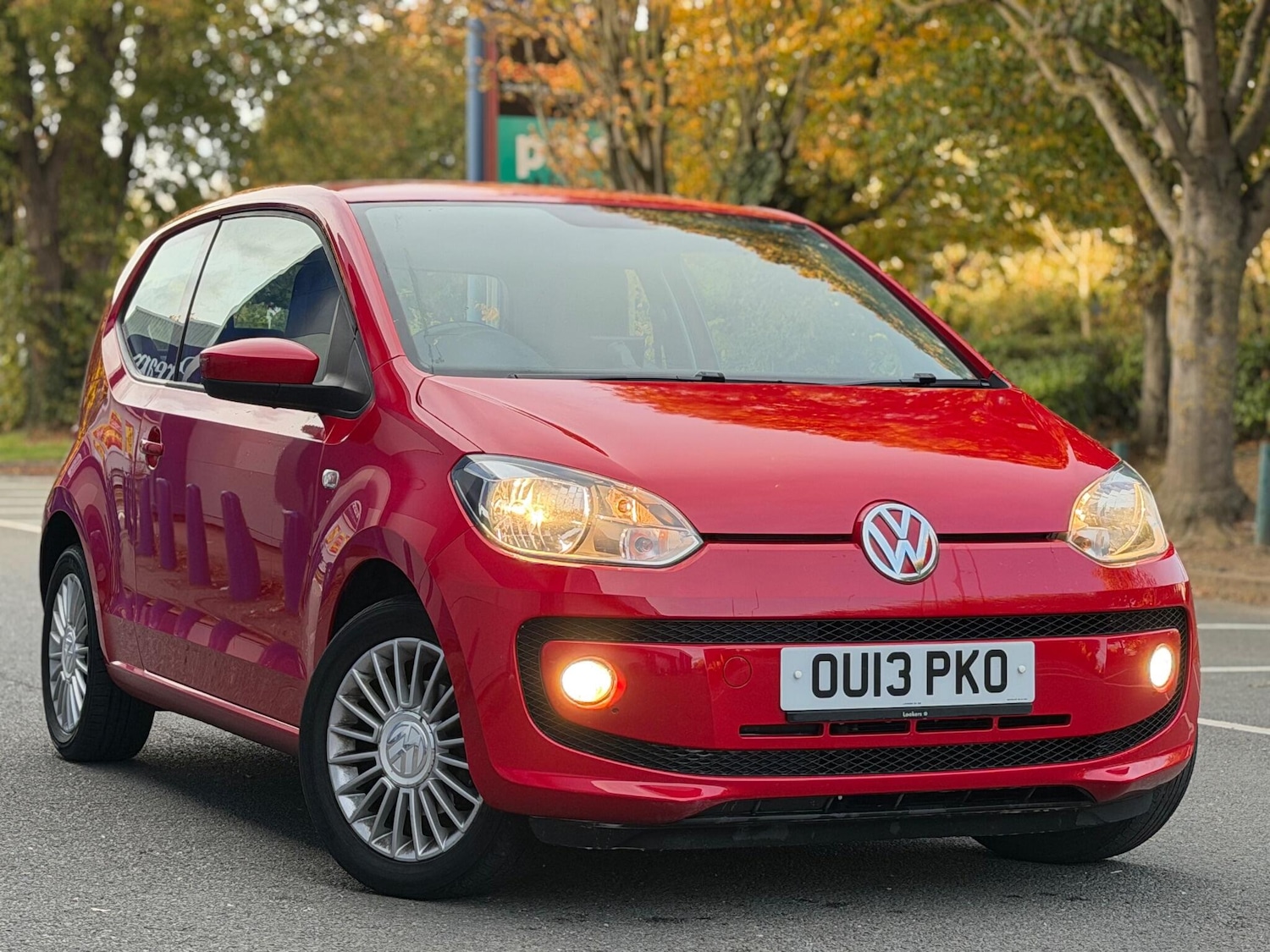 Used Volkswagen up! 2013 for sale - 76152962: Photo 1