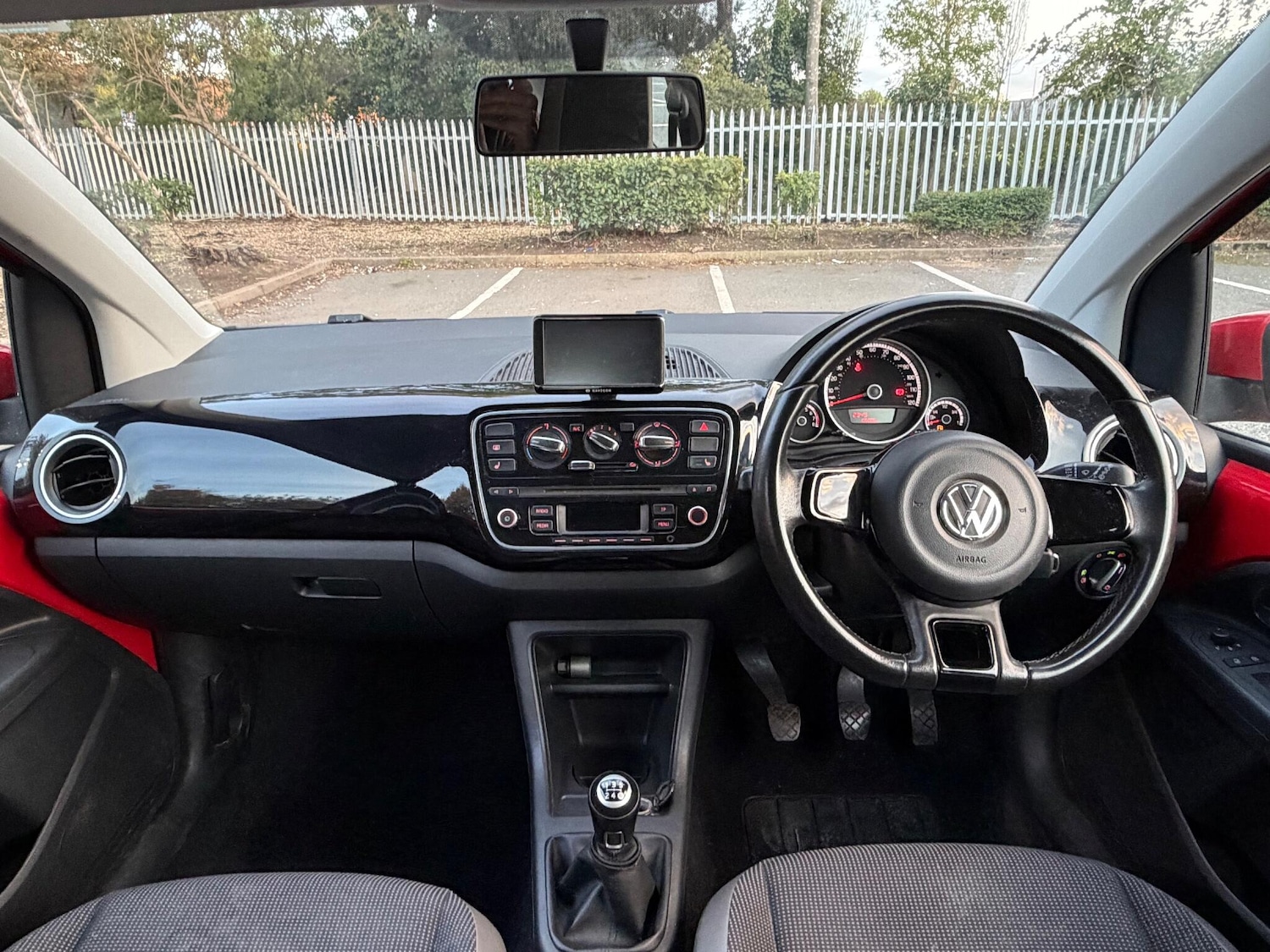 Used Volkswagen up! 2013 for sale - 76152962: Photo 23