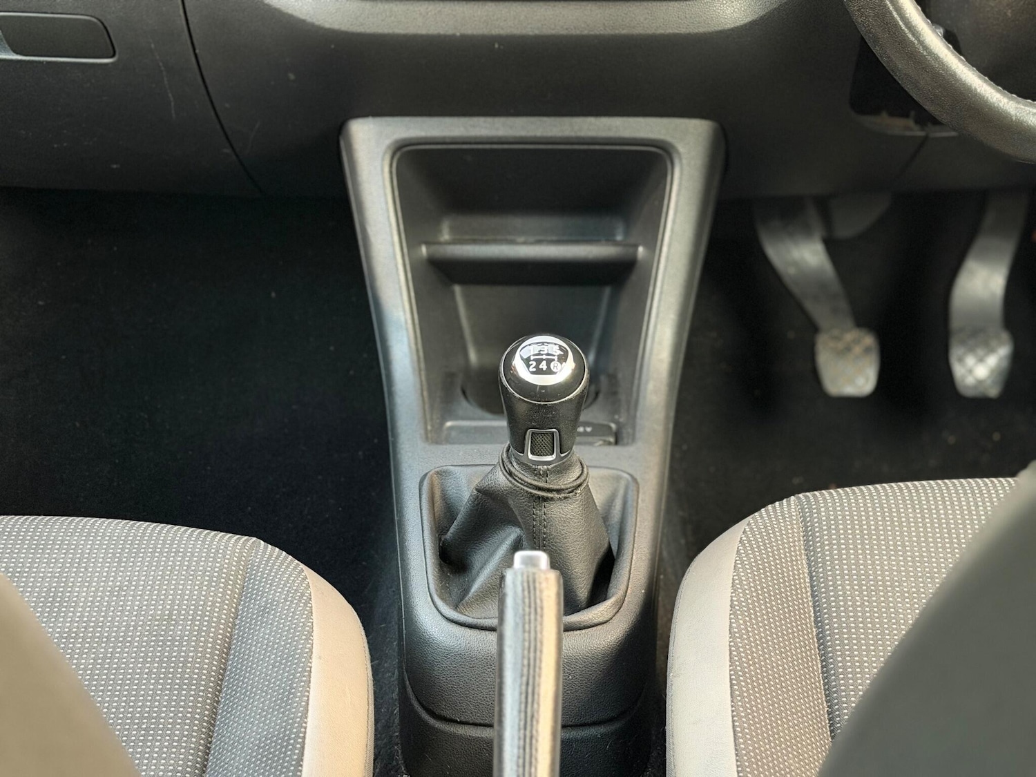 Used Volkswagen up! 2013 for sale - 76152962: Photo 27