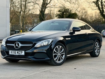 Used Mercedes-Benz C Class 2016 for sale - 79093297: Photo