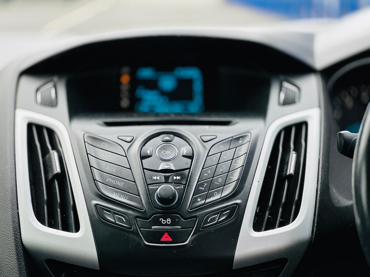 Used Ford Focus 2014 for sale - 76887345: Photo 17