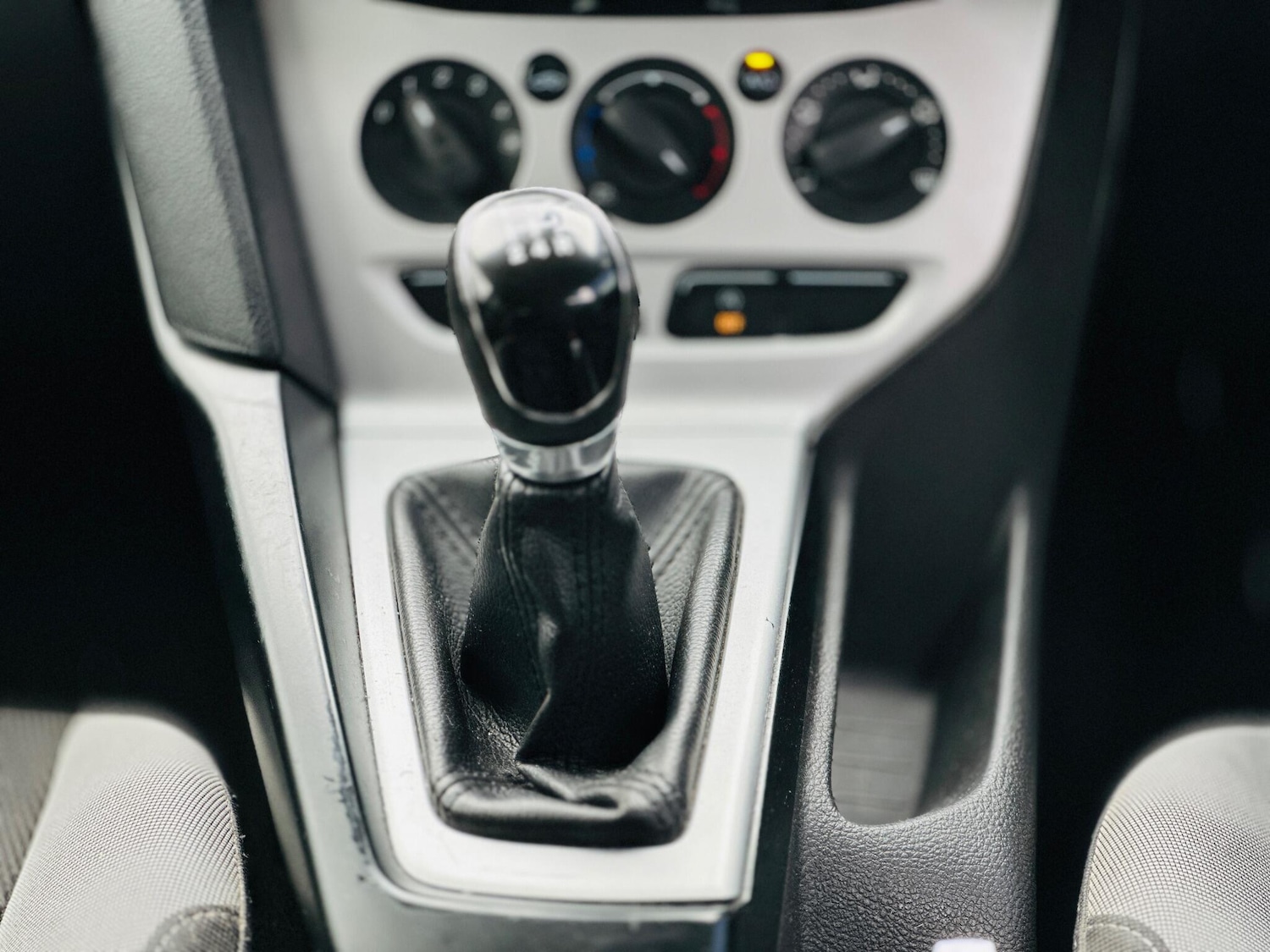 Used Ford Focus 2014 for sale - 76887345: Photo 19