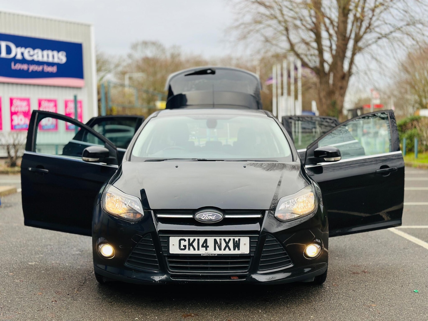 Used Ford Focus 2014 for sale - 76887345: Photo 9