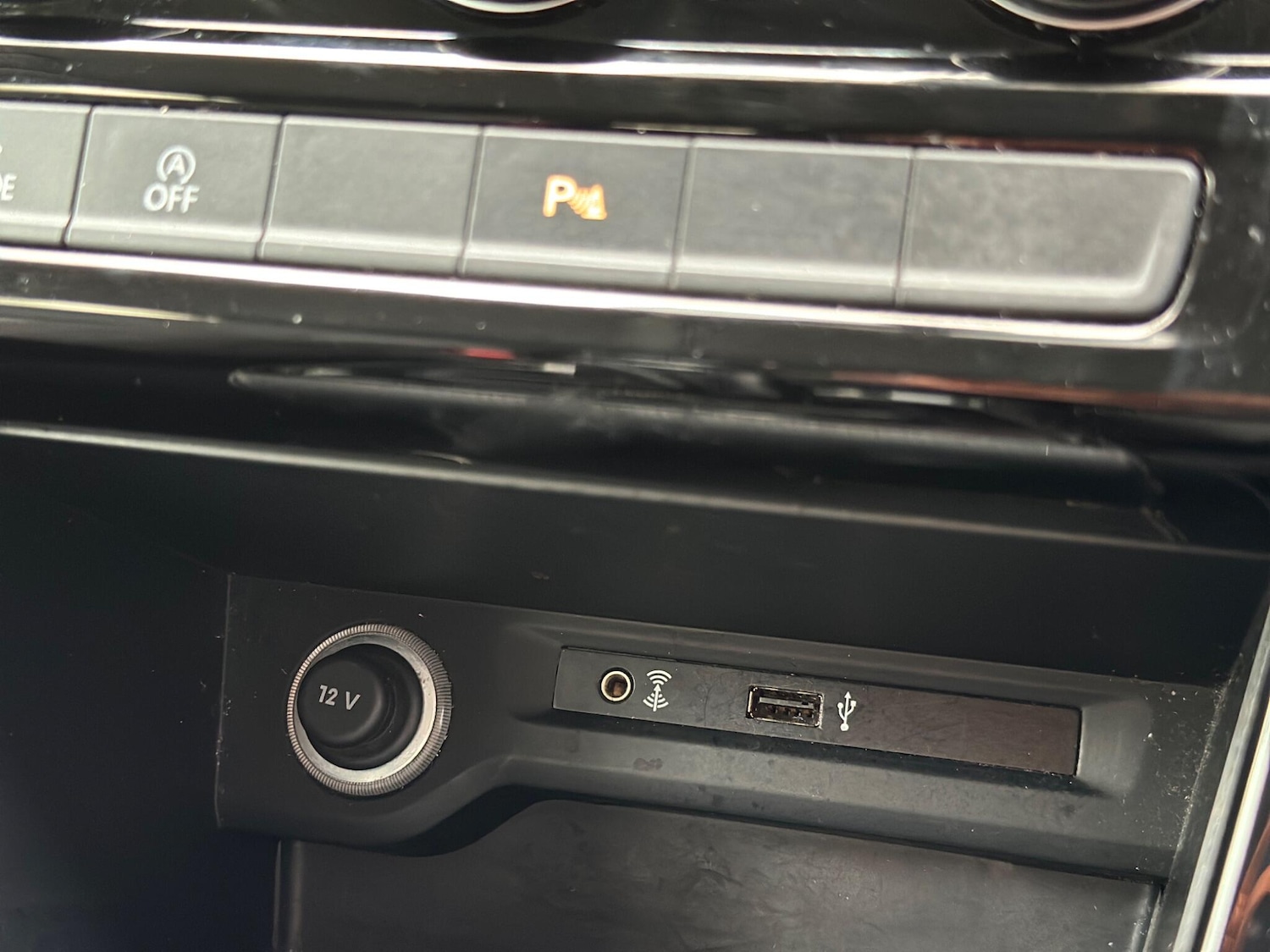 Used Volkswagen Touran 2016 for sale - 77292079: Photo 15