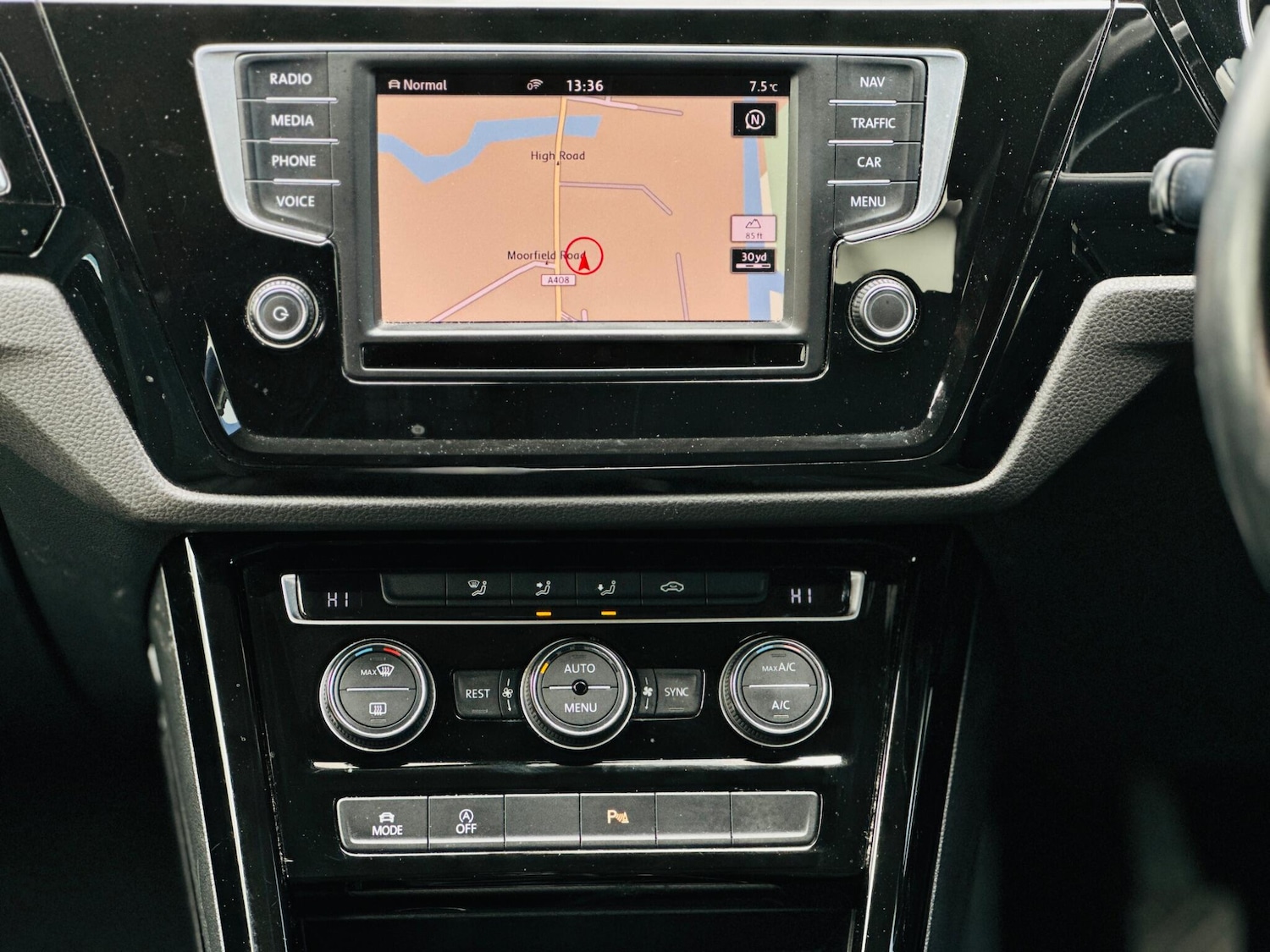 Used Volkswagen Touran 2016 for sale - 77292079: Photo 19