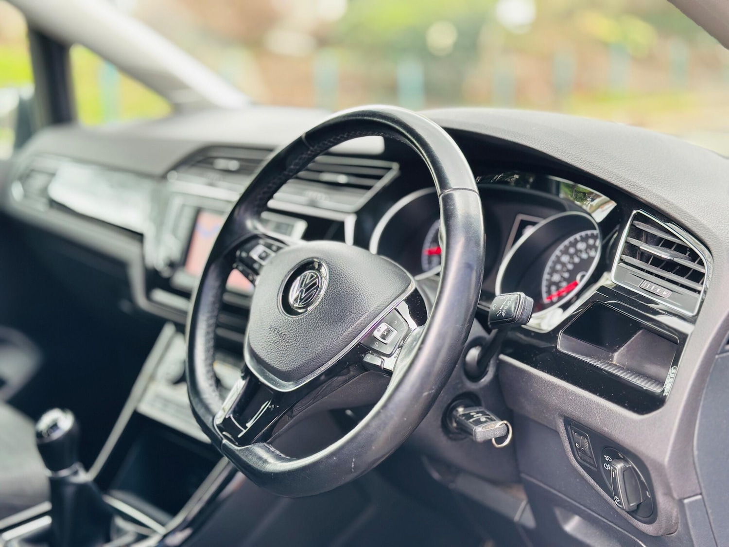 Used Volkswagen Touran 2016 for sale - 77292079: Photo 25