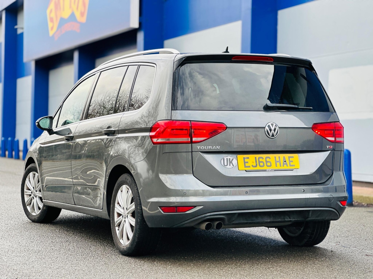 Used Volkswagen Touran 2016 for sale - 77292079: Photo 5