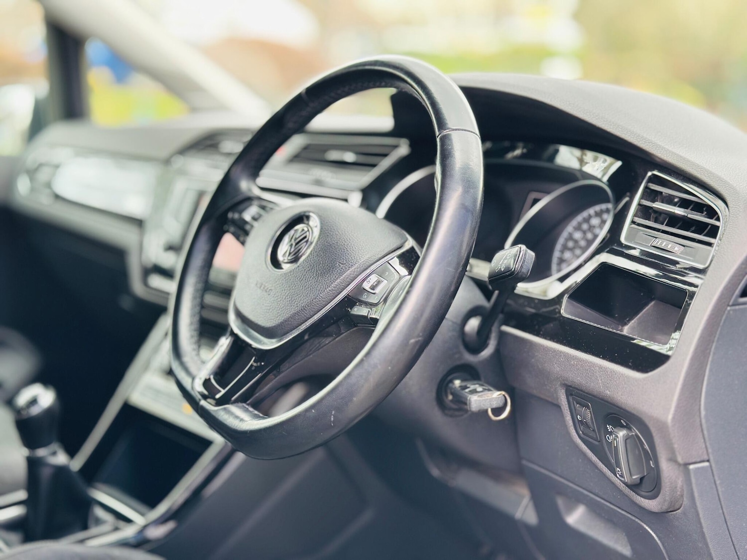 Used Volkswagen Touran 2016 for sale - 77292079: Photo 51