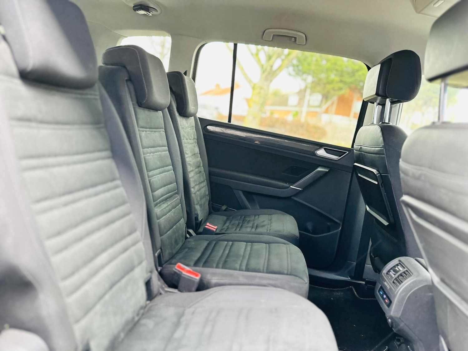 Used Volkswagen Touran 2016 for sale - 77292079: Photo 57