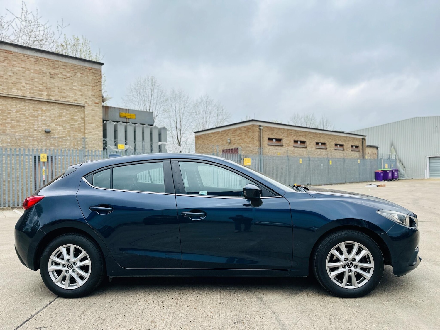 Used Mazda Mazda3 for sale - 78135752: Photo 8