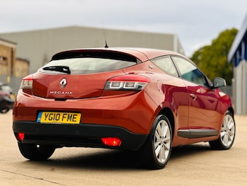 Used Renault Megane 2010 for sale - 75916328: Photo