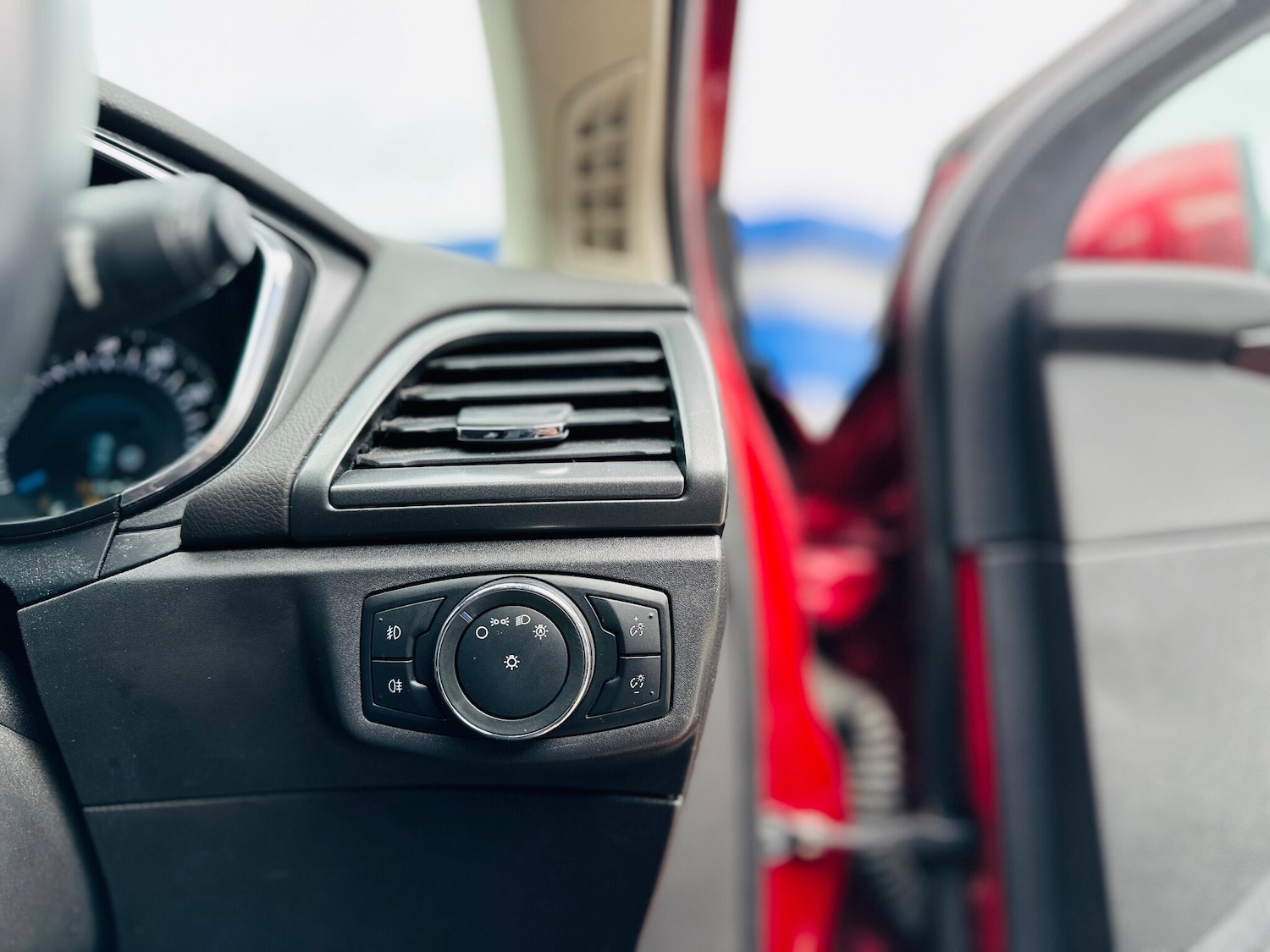 Used Ford Mondeo 2015 for sale - 76214123: Photo 15