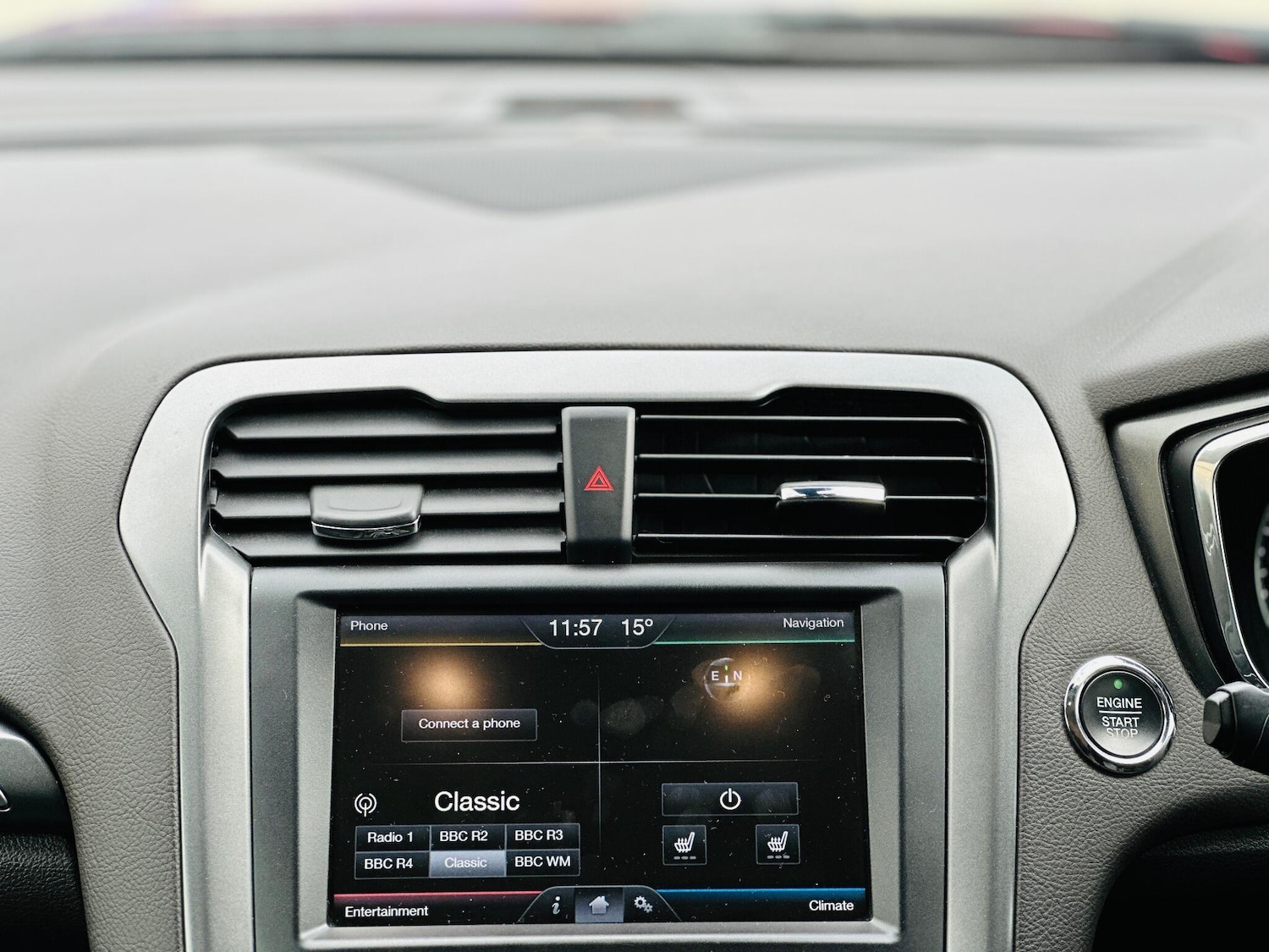 Used Ford Mondeo 2015 for sale - 76214123: Photo 17