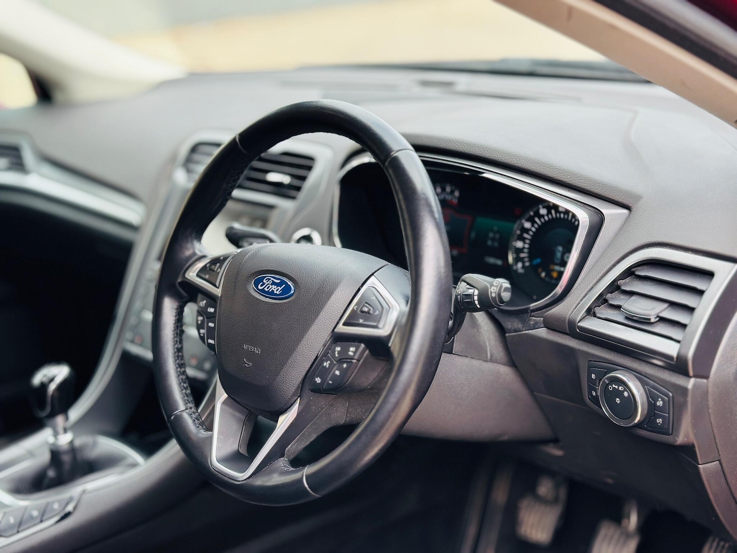 Used Ford Mondeo 2015 for sale - 76214123: Photo 21