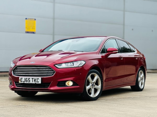 Used Ford Mondeo 2015 for sale - 76214123: Photo 2