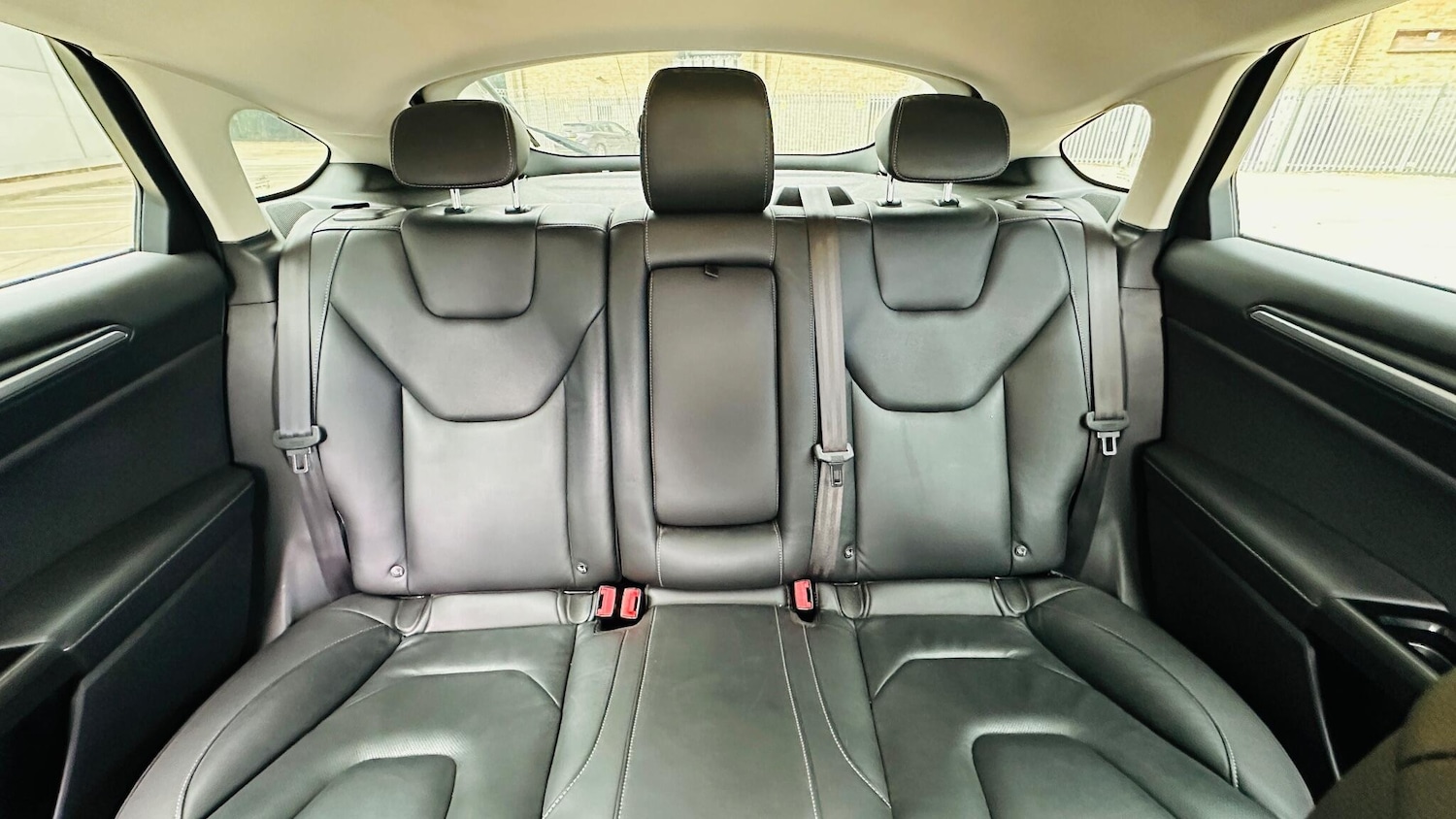 Used Ford Mondeo 2015 for sale - 76214123: Photo 60