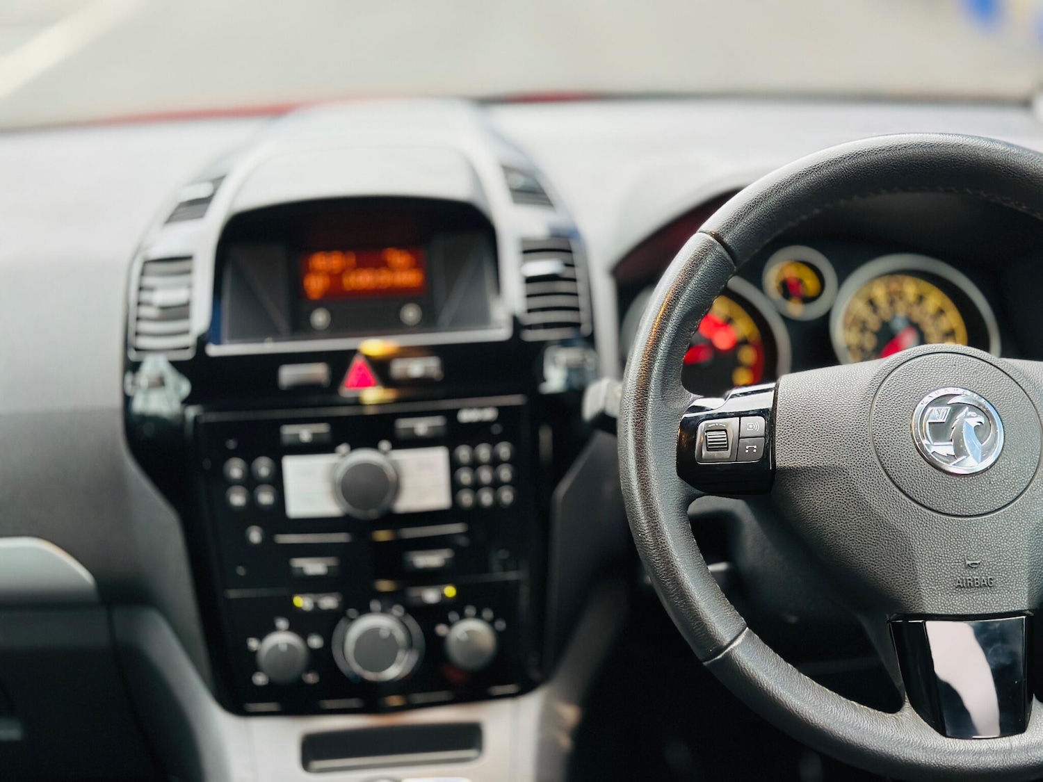 Used Vauxhall Zafira 2014 for sale - 76689522: Photo 10