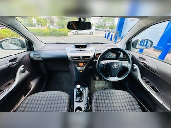 Used Toyota IQ 2010 for sale - 75377223: Photo