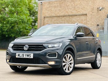 Used Volkswagen T-Roc 2019 for sale - 78504336: Photo