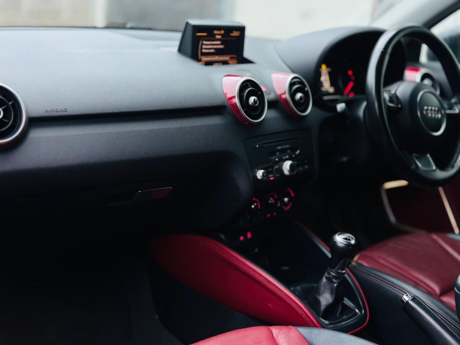 Used Audi A1 2011 for sale - 77215113: Photo 47