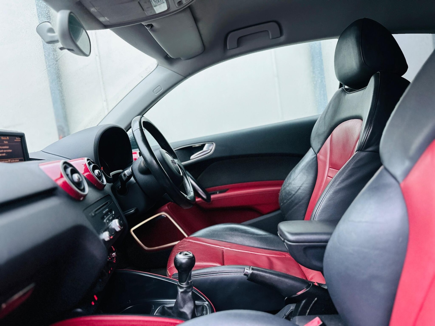 Used Audi A1 2011 for sale - 77215113: Photo 48