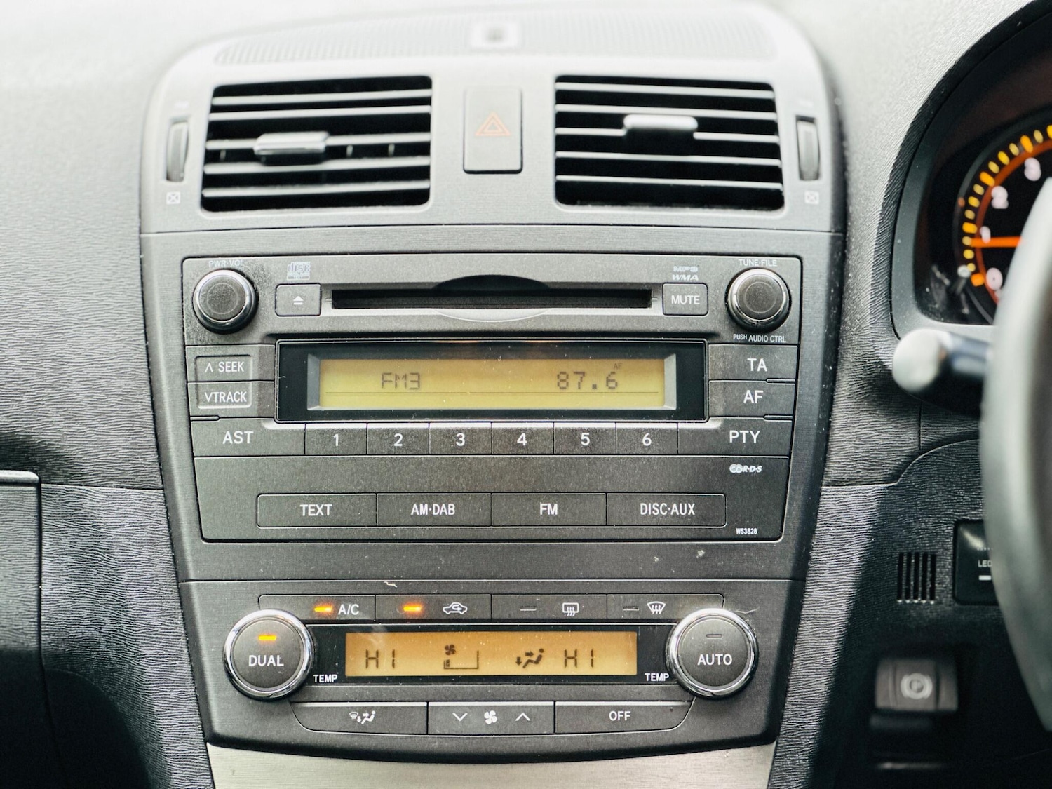 Used Toyota Avensis 2009 for sale - 77671873: Photo 20