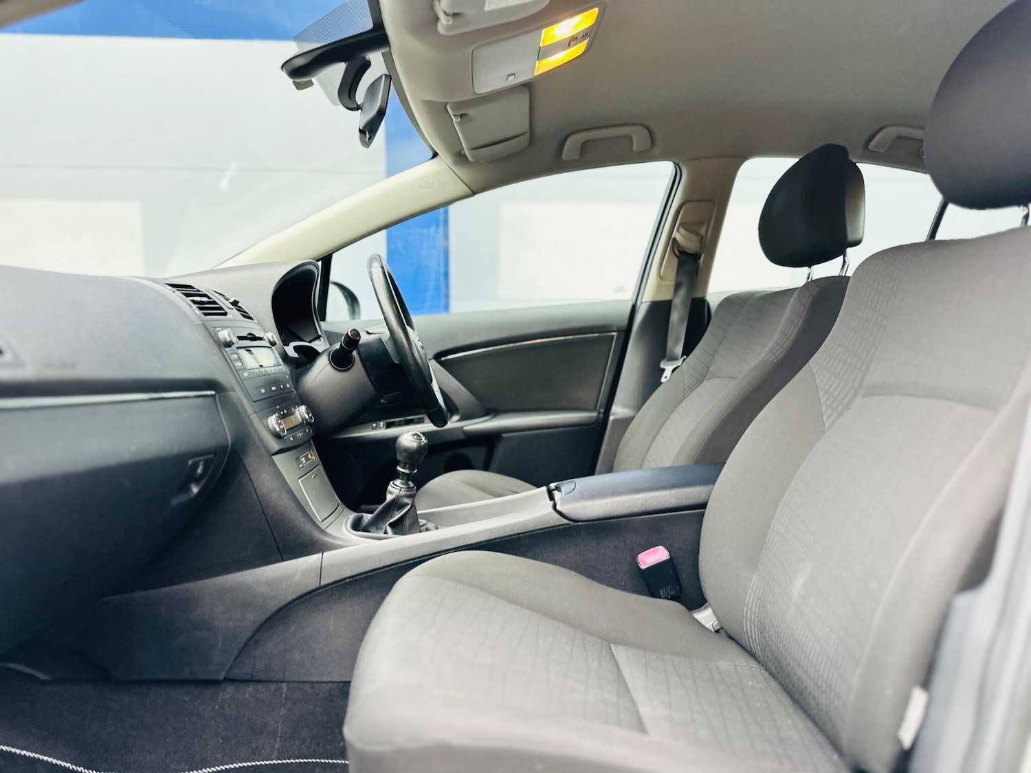 Used Toyota Avensis 2009 for sale - 77671873: Photo 52