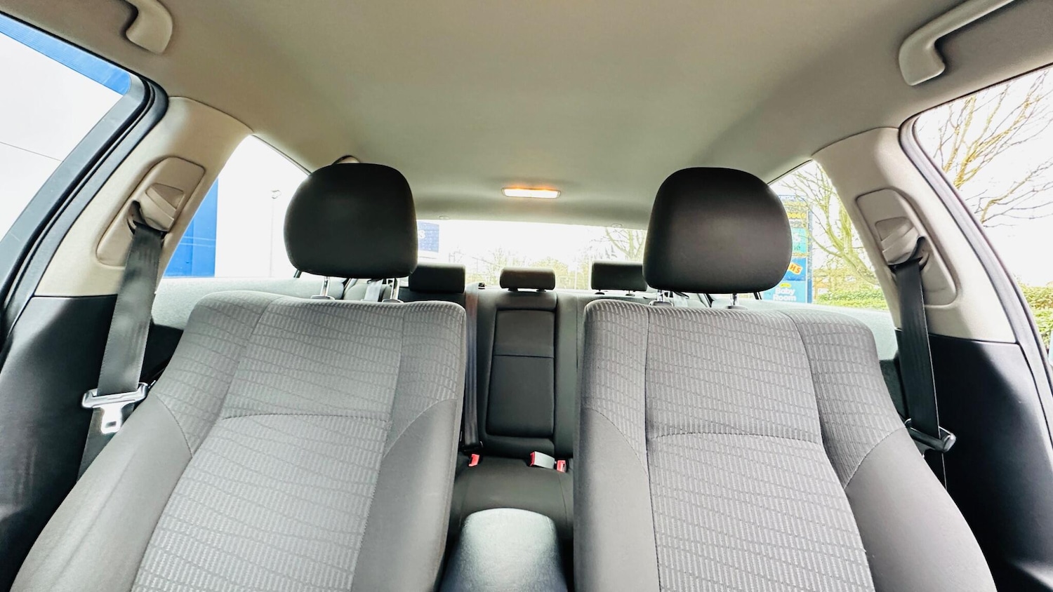 Used Toyota Avensis 2009 for sale - 77671873: Photo 54