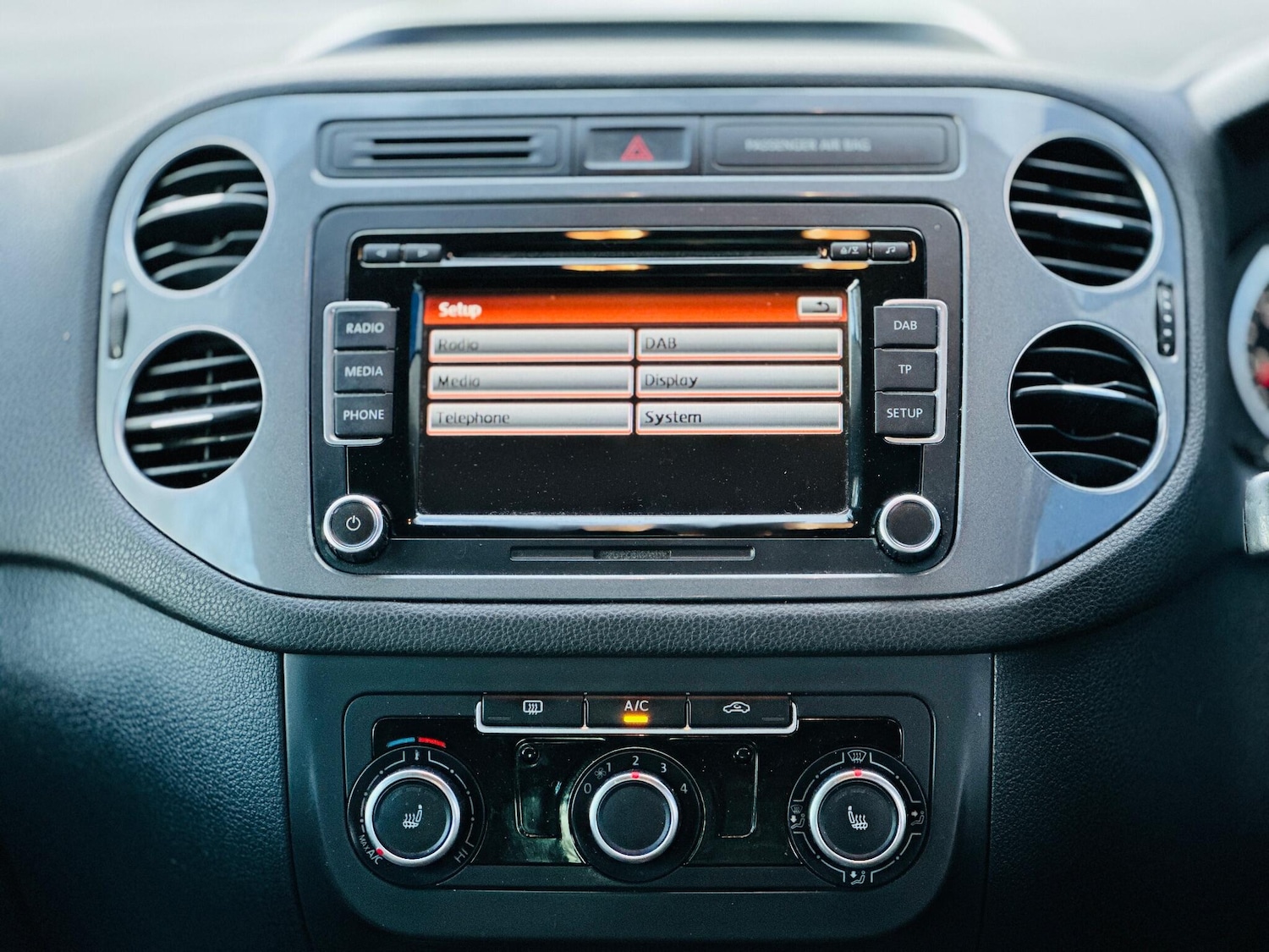 Used Volkswagen Tiguan 2012 for sale - 76425505: Photo 19