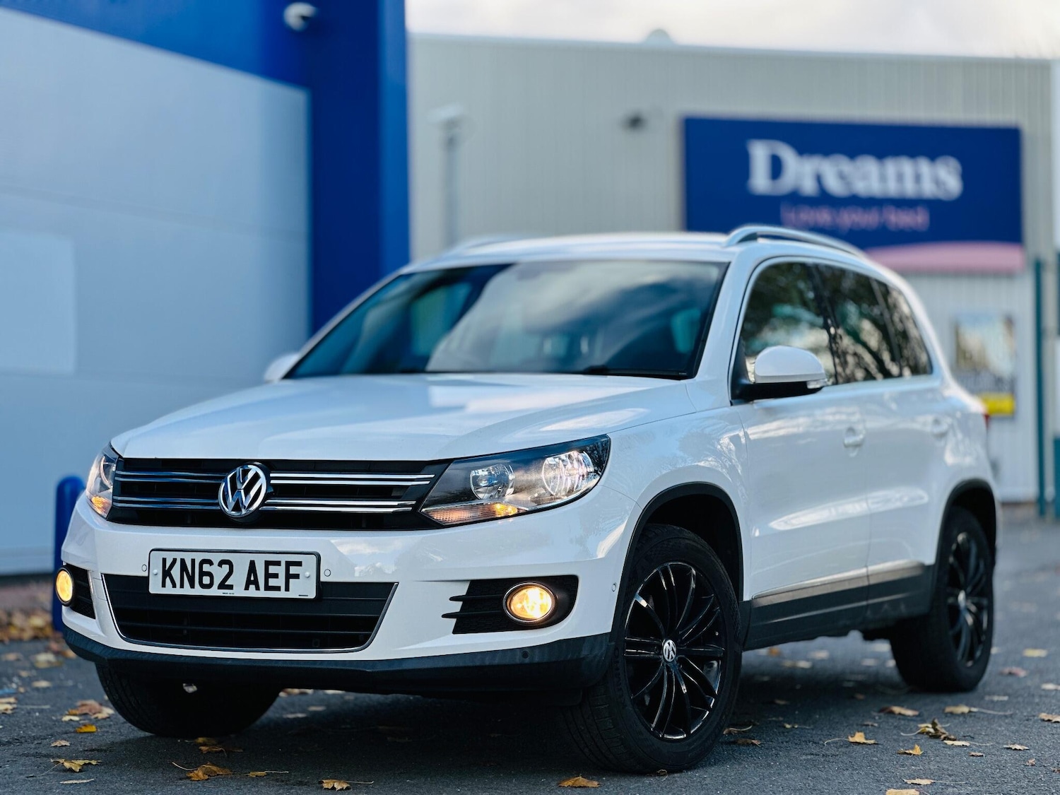 Used Volkswagen Tiguan 2012 for sale - 76425505: Photo 2