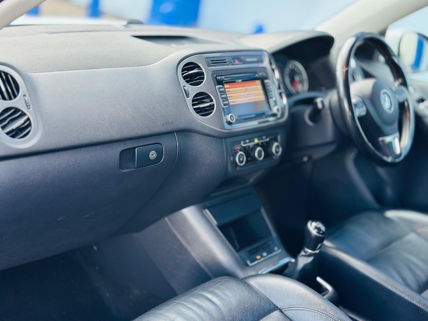 Used Volkswagen Tiguan 2012 for sale - 76425505: Photo 25