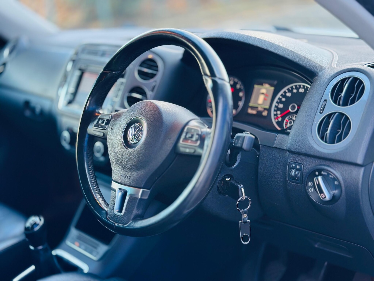 Used Volkswagen Tiguan 2012 for sale - 76425505: Photo 48