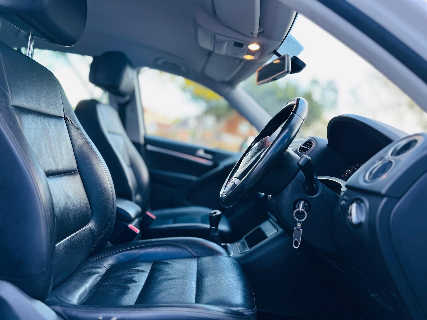 Used Volkswagen Tiguan 2012 for sale - 76425505: Photo 49