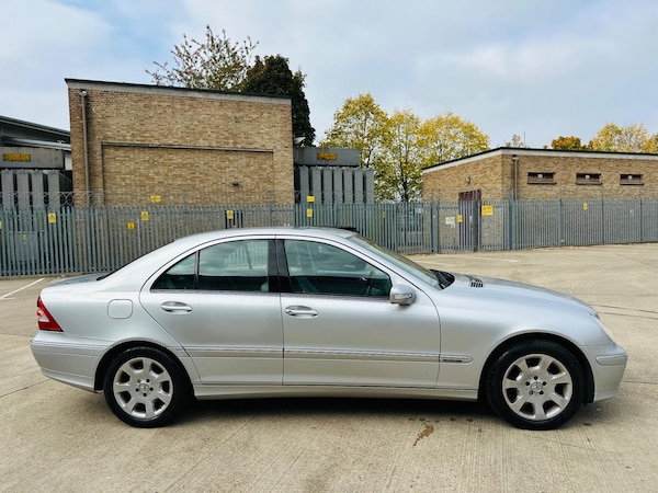 Used Mercedes-Benz C-Class 2004 for sale - 76251198: Photo 42