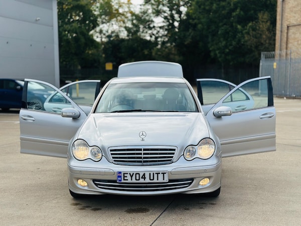 Used Mercedes-Benz C-Class 2004 for sale - 76251198: Photo 44