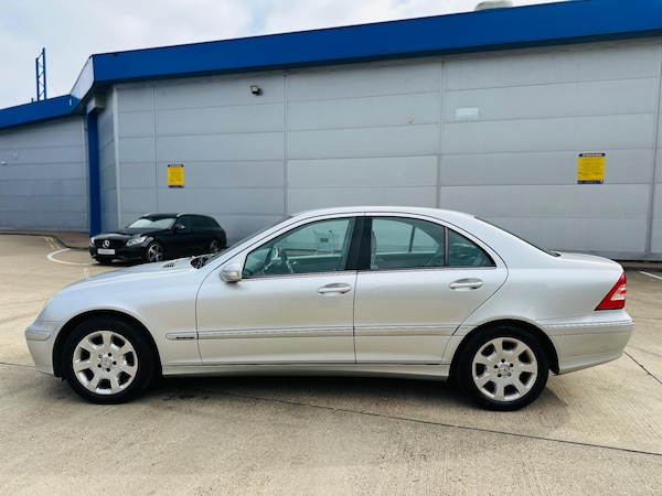 Used Mercedes-Benz C-Class 2004 for sale - 76251198: Photo 9