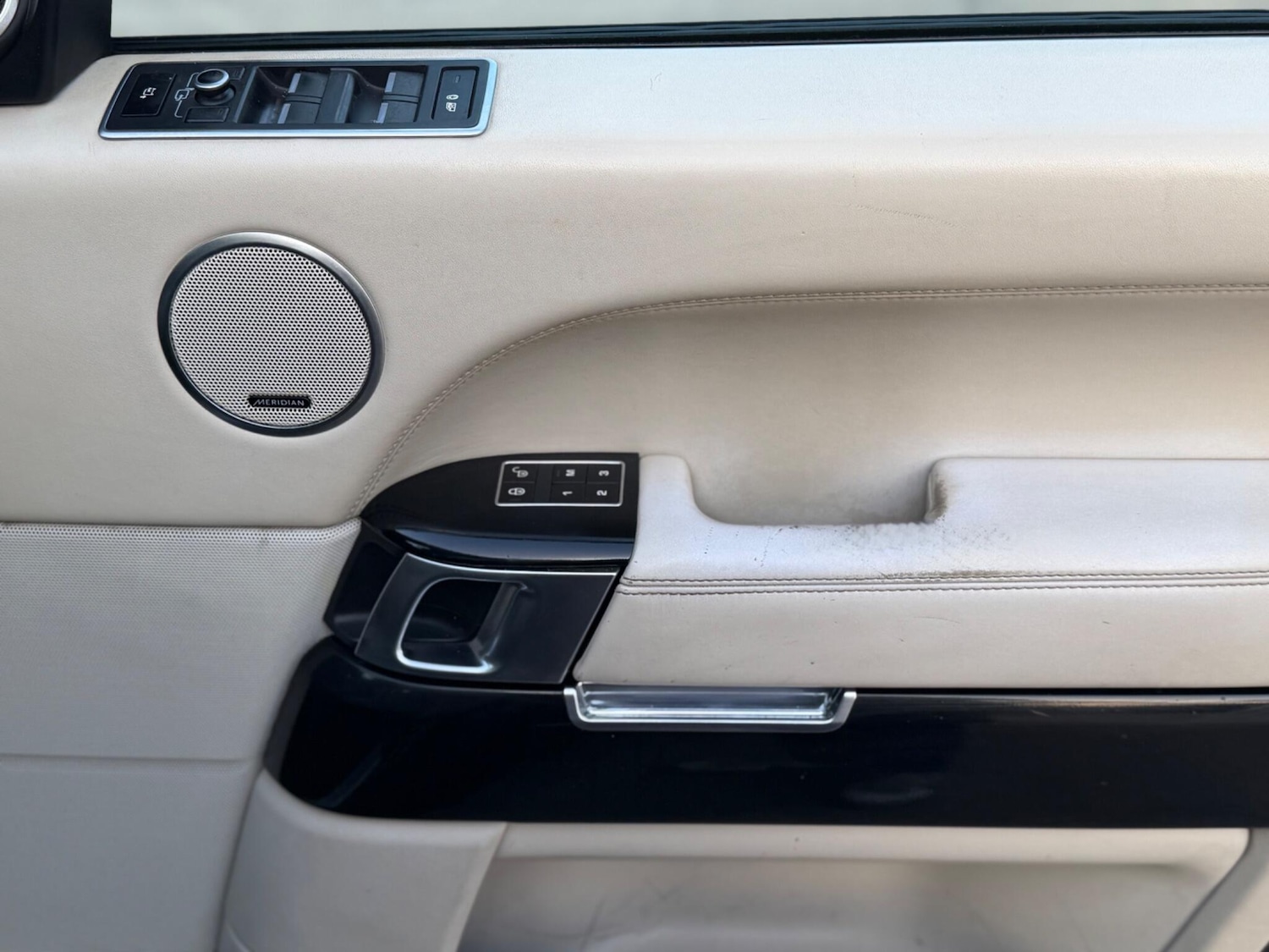 Used Land Rover Range Rover 2014 for sale - 77769120: Photo 16