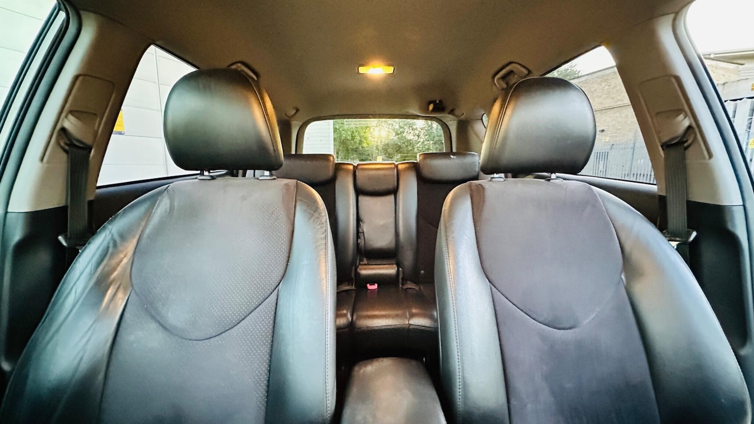 Used Toyota RAV4 2010 for sale - 76024341: Photo 29