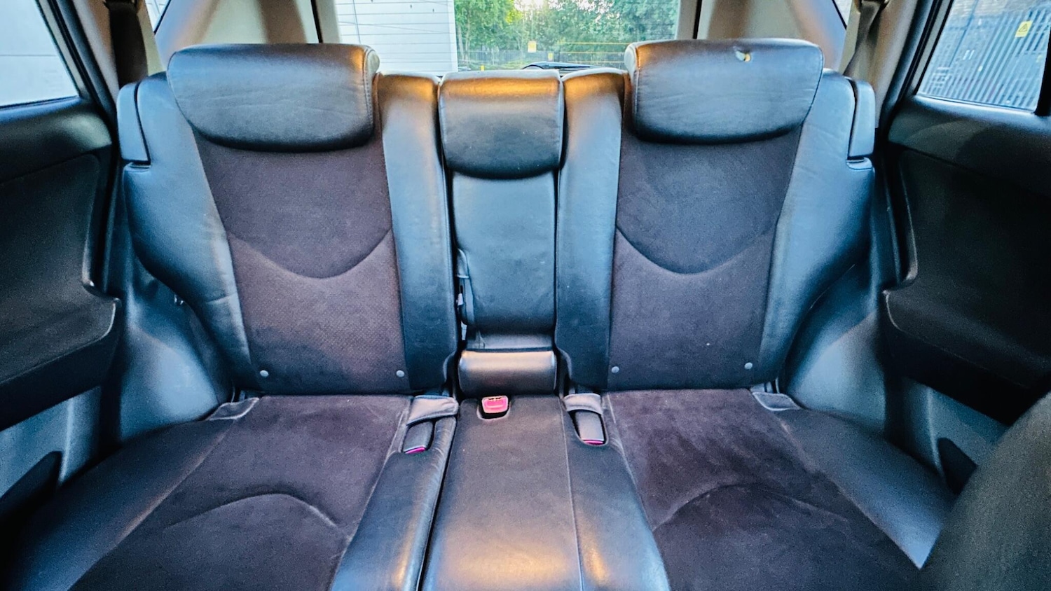 Used Toyota RAV4 2010 for sale - 76024341: Photo 35