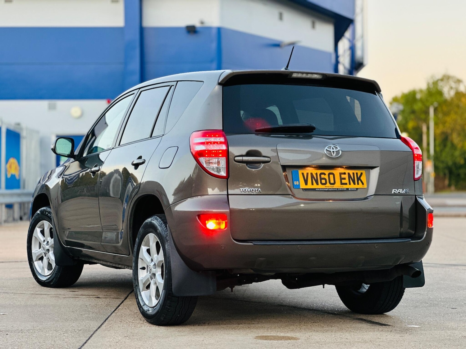 Used Toyota RAV4 2010 for sale - 76024341: Photo 5