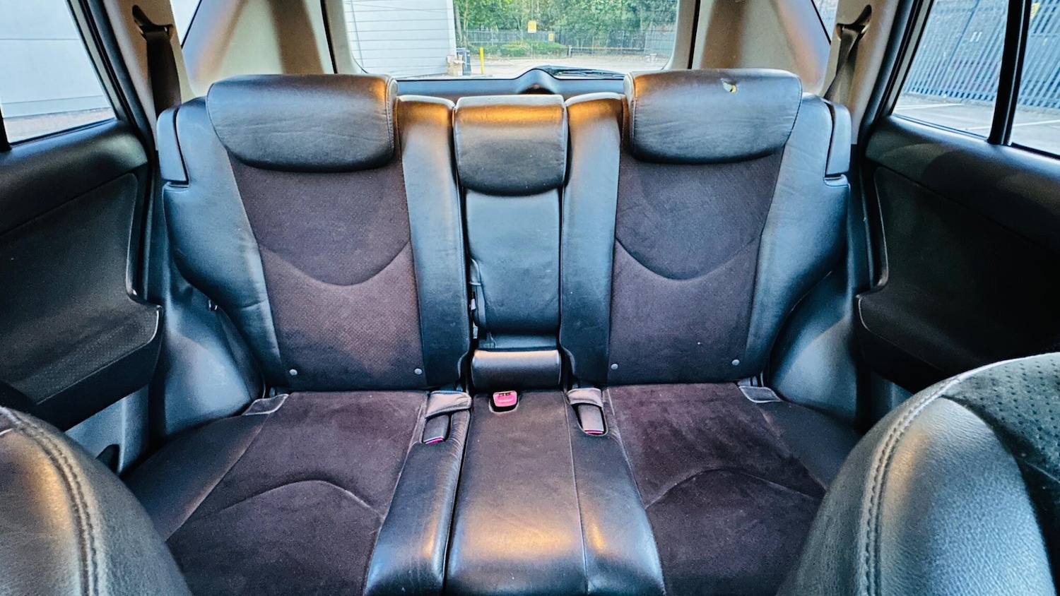 Used Toyota RAV4 2010 for sale - 76024341: Photo 57