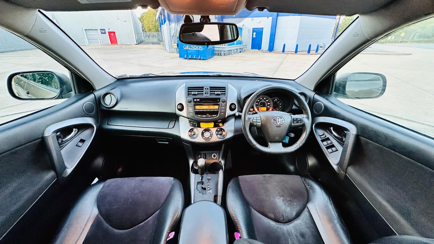 Used Toyota RAV4 2010 for sale - 76024341: Photo 58