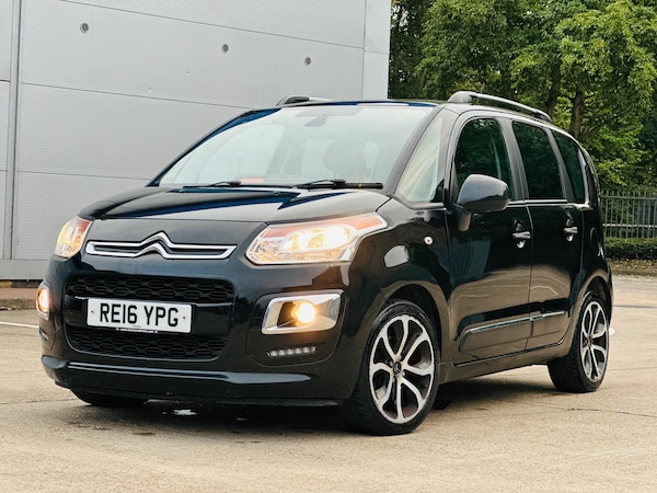 Used Citroen C3 Picasso 2016 for sale - 76167414: Photo 2