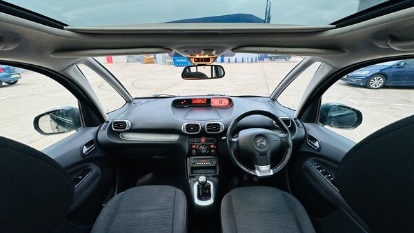 Used Citroen C3 Picasso 2016 for sale - 76167414: Photo 3